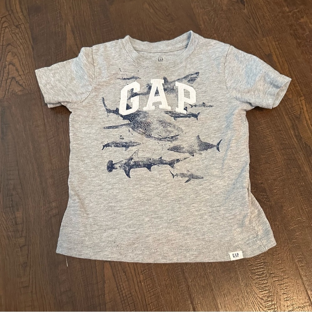 GAP Kids Gray Shark Graphic T-Shirt